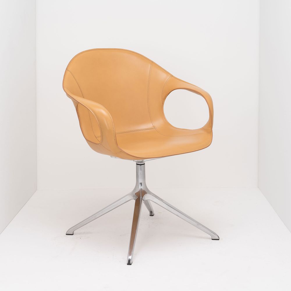 Sitzschale: Leder, Gestell: Metall, Gestell: verchromt