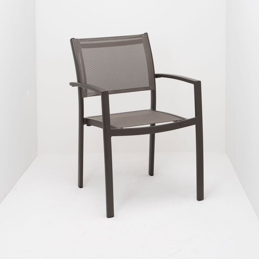 Sitzschale: Kunststoff, Sitzschale: Netzgewebe, Gestell: Aluminium, Gestell: pulverbeschichtet, Einsatzbereich: Wohnen, Einsatzbereich: Garten, Einsatzbereich: Restaurant, Einsatzbereich: Hotel, Weitere Eigenschaften: außentauglich, Weitere Eigenschaften: stapelbar
