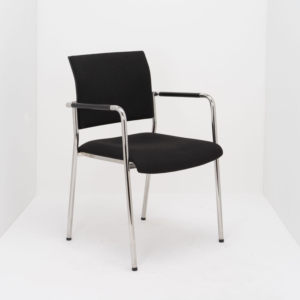 Sitzschale: Holz, Sitzschale: Buche, Sitzschale: Stoff, Gestell: Metall, Gestell: verchromt, Einsatzbereich: Konferenz/Seminar, Einsatzbereich: Krankenhaus, Einsatzbereich: Hotel, Einsatzbereich: Lounge, Einsatzbereich: Universität, Einsatzbereich: Büro, Einsatzbereich: Restaurant, Einsatzbereich: Konzertsaal, Weitere Eigenschaften: stapelbar