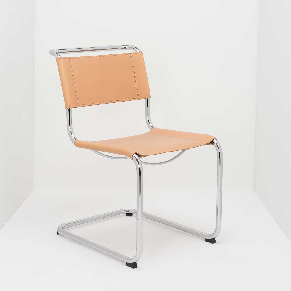 Sitzschale: Leder, Gestell: Metall, Gestell: verchromt, Einsatzbereich: Museum, Einsatzbereich: Büro, Einsatzbereich: Wohnen, Einsatzbereich: Restaurant, Einsatzbereich: Konferenz/Seminar, Einsatzbereich: Hotel